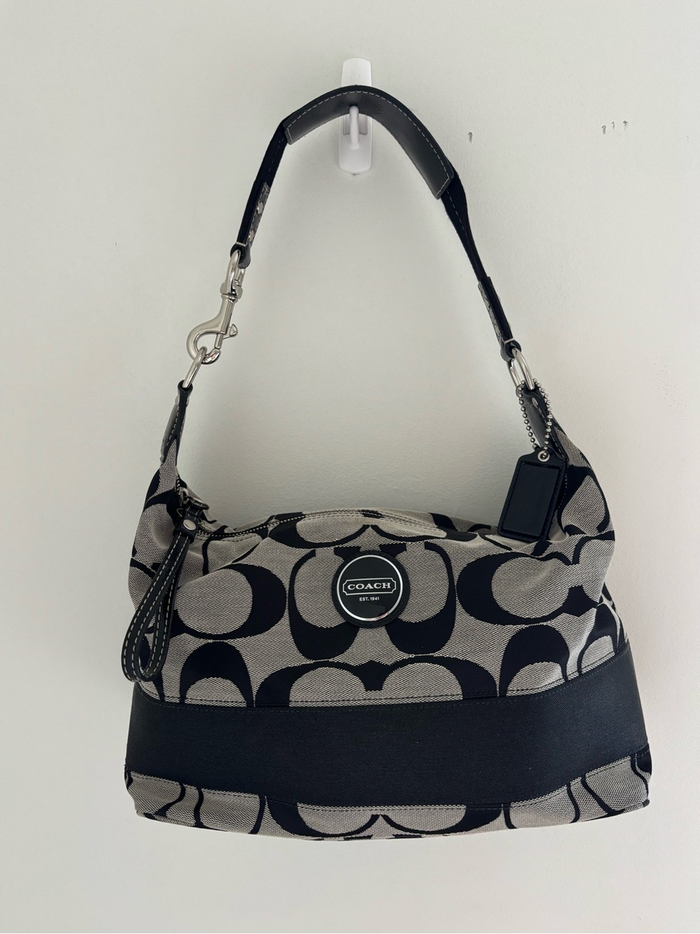 Coach Signature Hobo Bag NWOT
